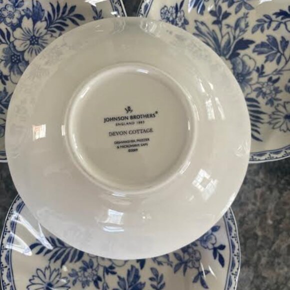 Vintage Set of 6 Johnson Brothers "Devon Cottage" Pattern Coupe Cereal China Bow - Picture 6 of 9